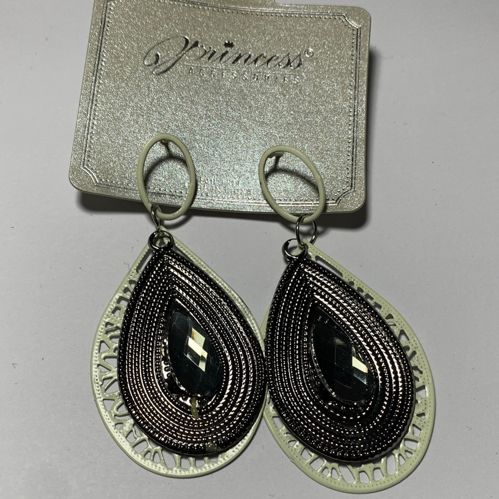 Prince Silver and Black Layered Teardrop Earrings